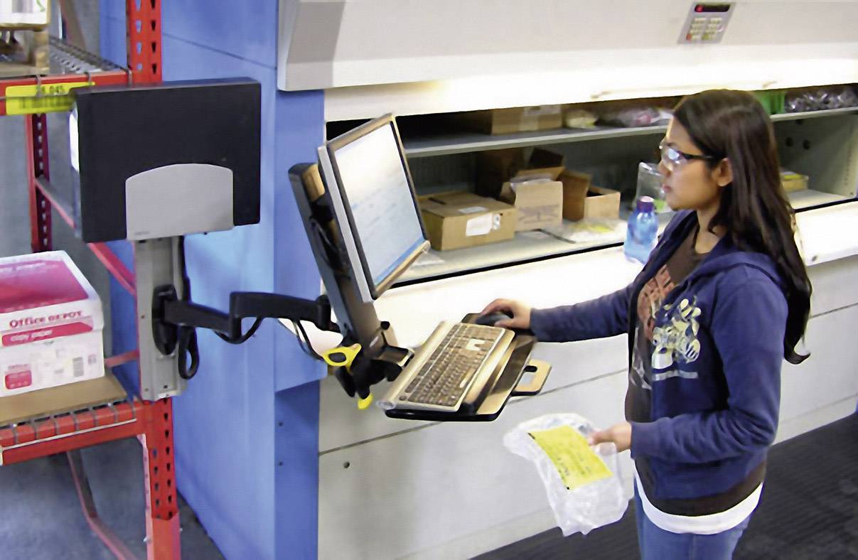 Ergotron Combo Arm Serie 200 1fach Monitor-Wandhalterung 25,4 cm (10") - 61 cm (24") Schwarz Tastaturablage, Neigbar, Schwenkbar, Rotierbar