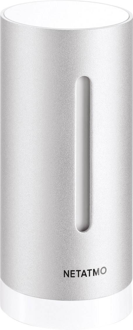 Silberner zylindrischer Luftqualitätsmesser mit schmalem vertikalen Schlitz, Markenname 'NETATMO' unten.