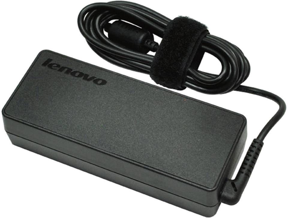 Ein schwarzes Lenovo-Ladegerät mit aufgewickeltem Kabel und Klettverschluss.
