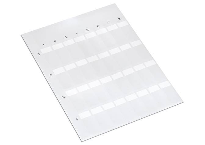 Ein weißes Blatt mit nummerierten Kästchen in einem Gittermuster, bestehend aus vier Zeilen und acht Spalten.