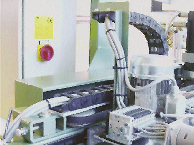 Igus Easy Chain® E-Kette® E08 E08.40.038.0 Energieführungskette Druckknopfprinzip, UL94-V2 Klassif