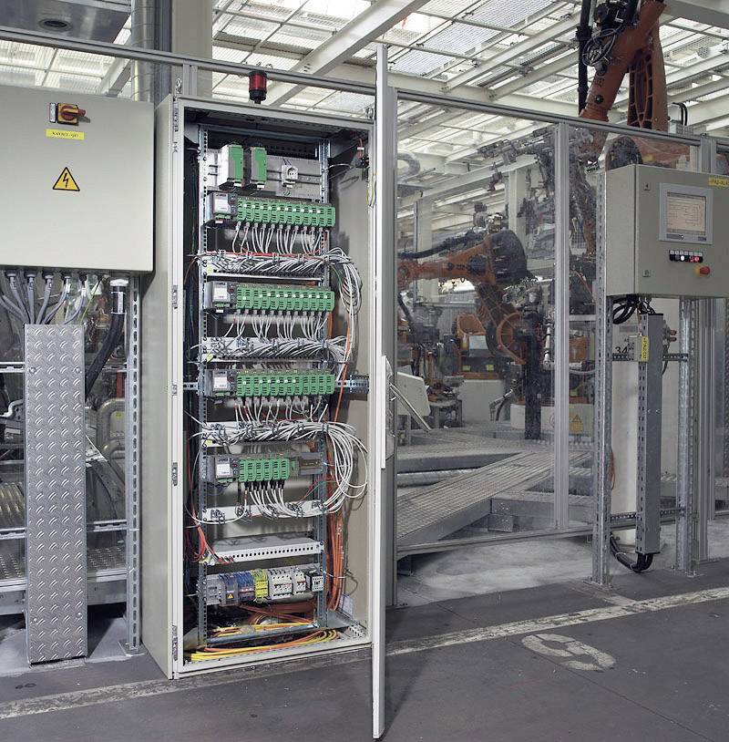 Phoenix Contact 1656990 Sensor-/Aktor-Datensteckverbinder Stecker, gerade Polzahl Sensoren: 8P8C 1St.