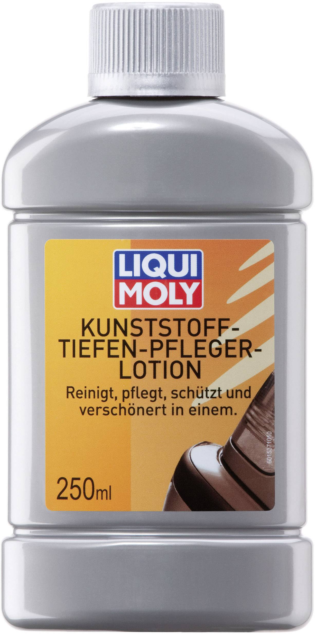 Flasche mit Liqui Moly Kunststoff-Tiefen-Pfleger-Lotion. Text auf Etikett: 'Reinigt, pflegt, schützt und verschönert in einem'. Inhalt: 250 ml.