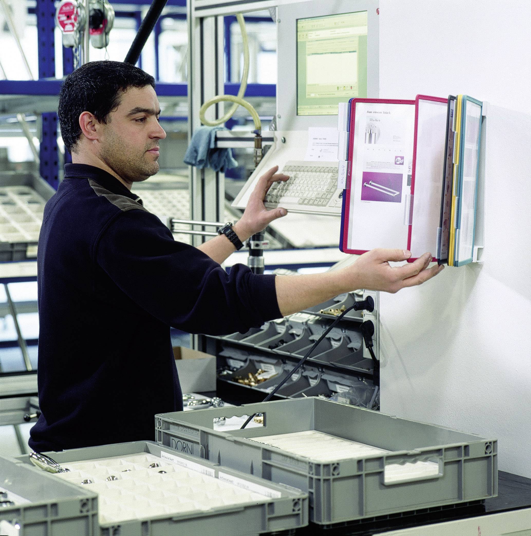 Durable Sichttafelwandhalter VARIO WALL 10 - 5567 Rot, Gelb, Grün, Blau, Schwarz DIN A4 Anzahl der mitgelieferten Sichttafeln 10