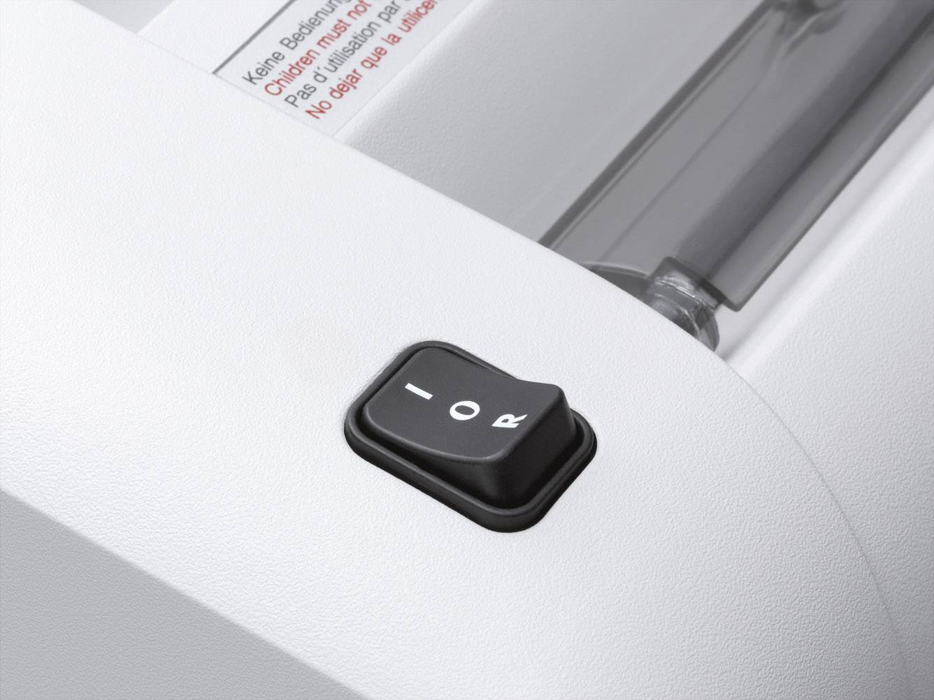 Aktenvernichter Ideal 2220 Streifenschnitt 4 mm 20 l Blattanzahl (max.): 11 Sicherheitsstufe 2 Vernichtet auch Büroklammern, Heftklammern, Kreditkart