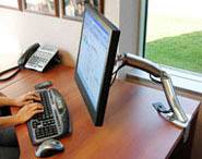 Ergotron MX Desk Mount LCD Arm 1fach Monitor-Tischhalterung 30,5cm (12") - 76,2cm (30") Silber Neigbar, Schwenkbar, Rotierbar