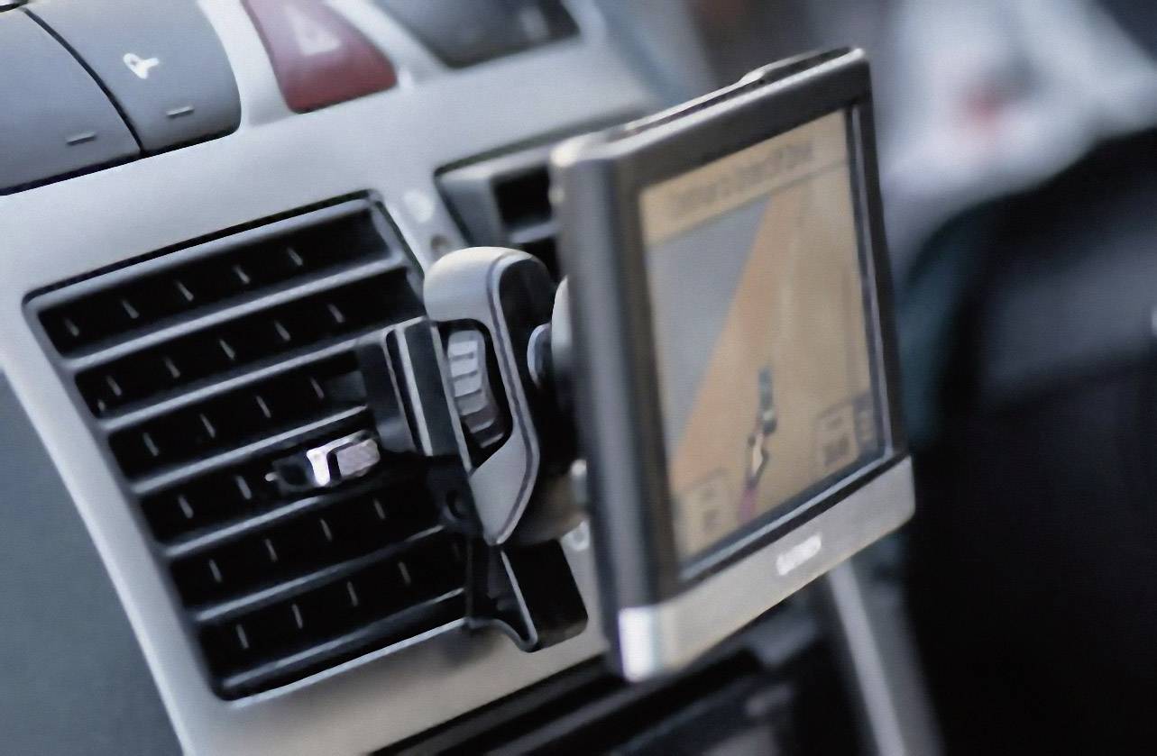 Garmin 010-11952-00 Navi Kfz-Halterung dez 570LMT-D, Drive 40, Drive 40LMT, Drive 50LMT, Drive Smart 50LM