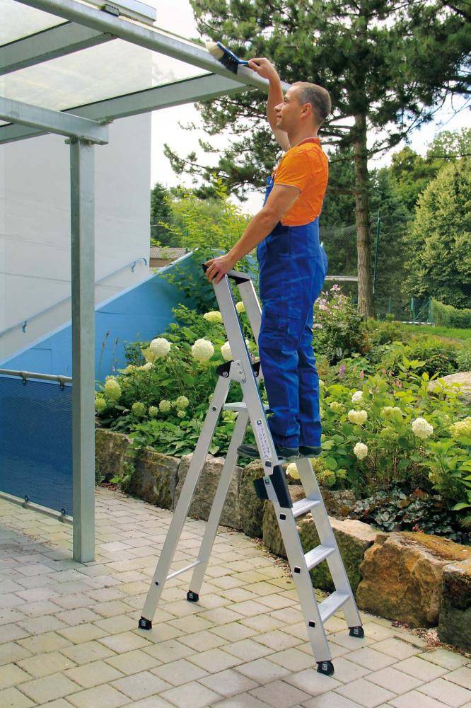 MUNK Günzburger Steigtechnik 40109 Aluminium Stufen-Stehleiter Arbeitshöhe (max.): 4.25 m Silber 11.9 kg