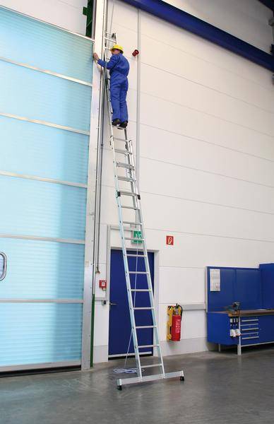 Aluminium-Seilzugleiter 2-teilig mit nivello®-Traverse 2 x 18 Sprossen