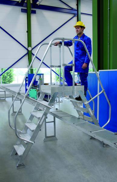 Aluminium-Überstieg stationär oder fahrbar 60° 11Stufen<br>300921