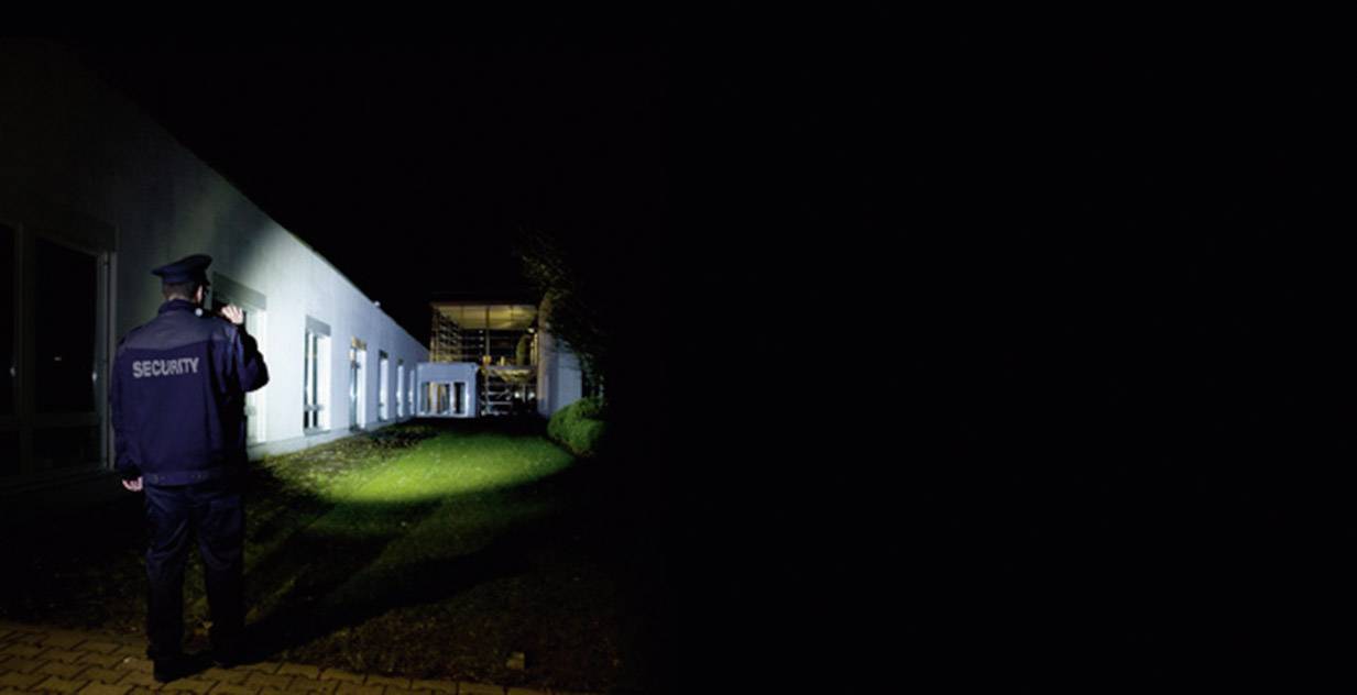 Ledlenser P7 & Memory-Stick LED Taschenlampe batteriebetrieben 450lm 25h 190g