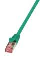 LogiLink CQ2025S RJ45 Netzwerkkabel, Patchkabel CAT 6 S/FTP 0.50 m Grün Flammwidrig, mit Rastnasenschutz 1 St.