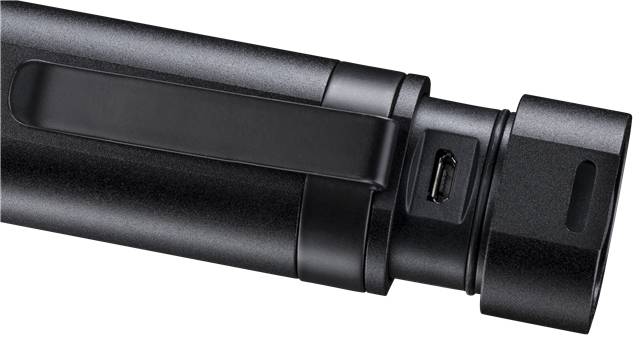 Varta Night Cutter F20R LED Taschenlampe mit Gürtelclip, mit USB-Schnittstelle, verstellbar akkubetrieben 400 lm 22 h 348 g