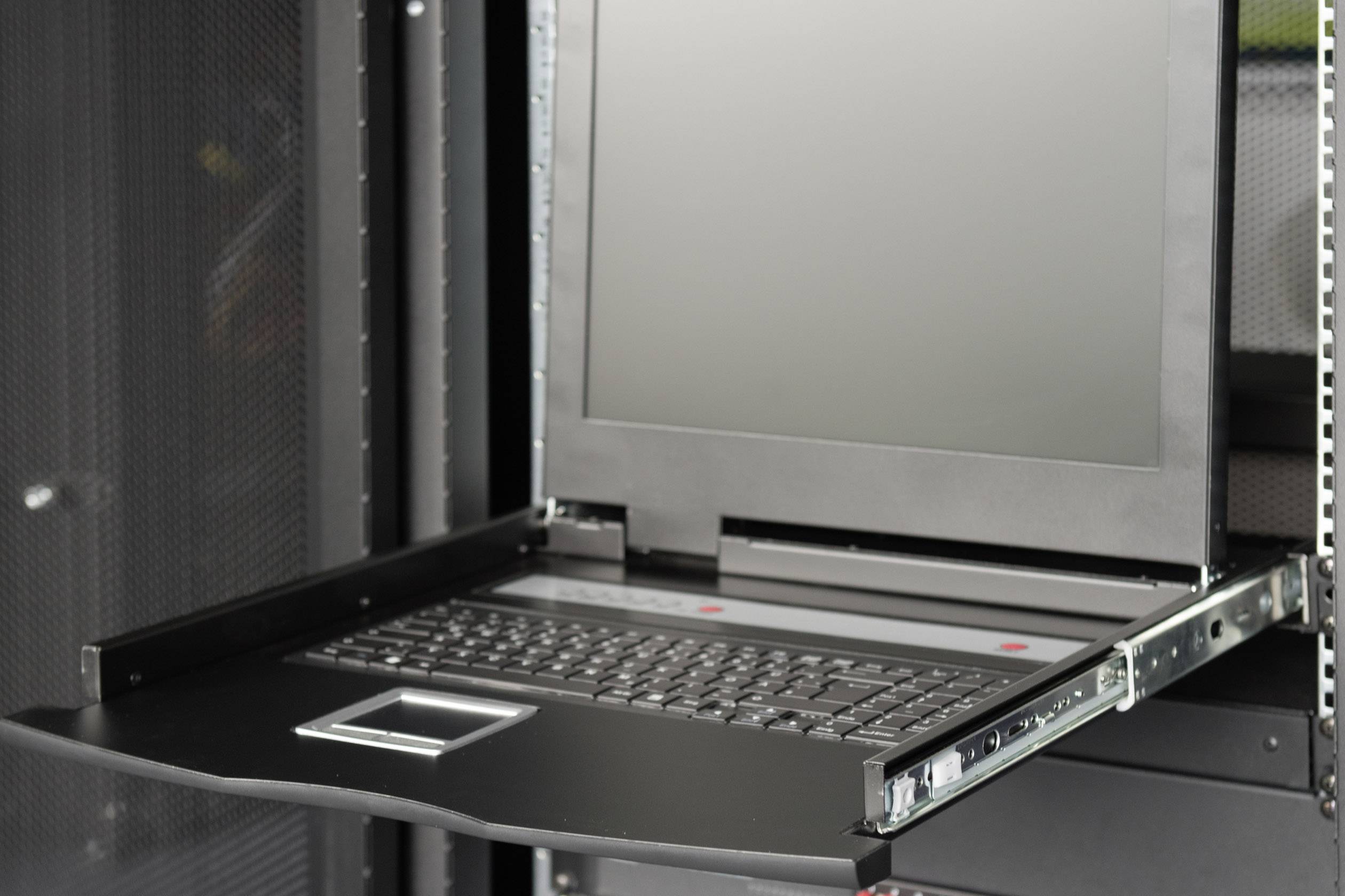 Digitus DS-72012US 8 Port KVM-Konsole VGA USB 1920 x 1080 Pixel