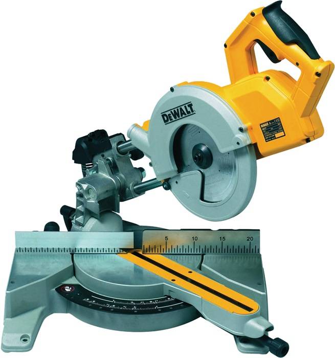 DEWALT DWS777 Paneelsäge 1800 W