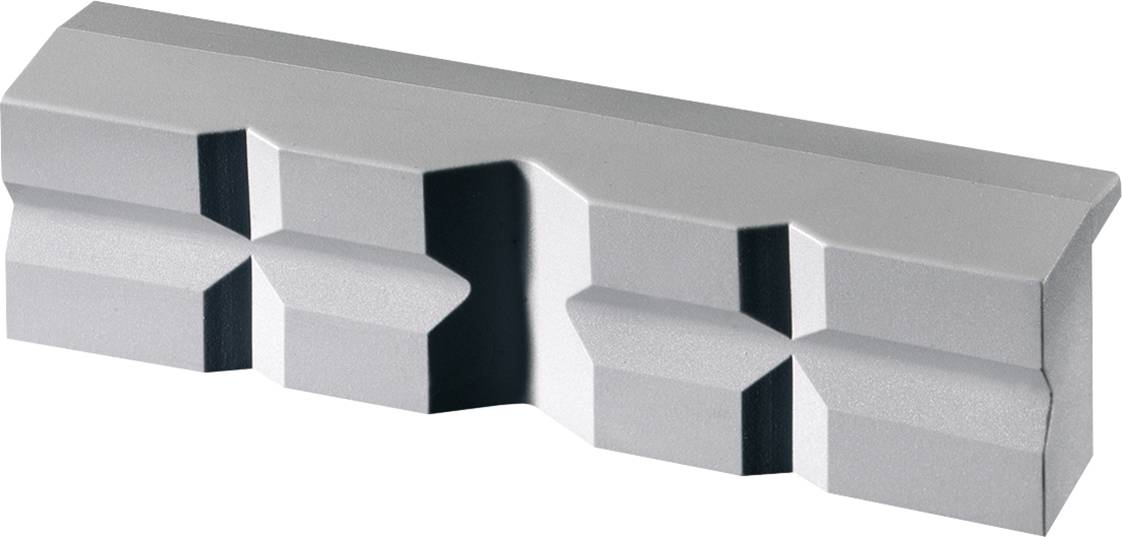 Ein silbernes Architektur-Modul mit geometrischen Formen, bestehend aus quadratischen und rechteckigen Vertiefungen und Erhebungen.