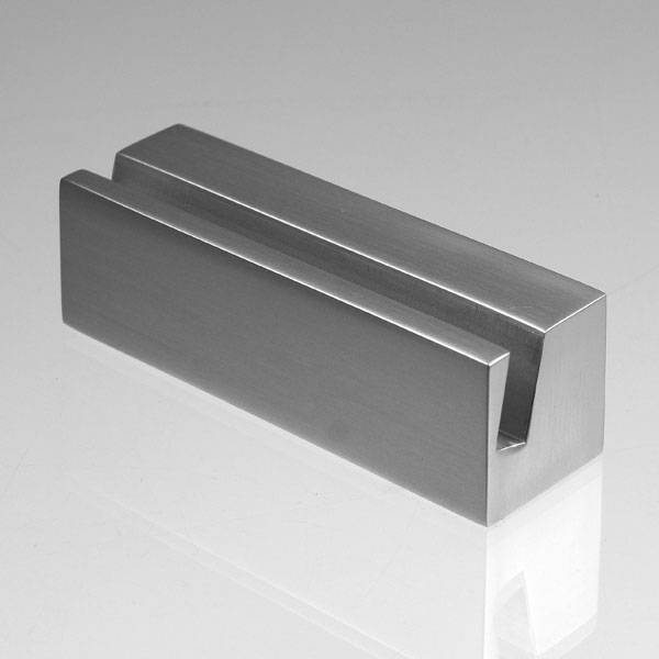 Tischaufsteller für Namensschild CLEAR, Aluminium, Maße: 8,0 x 2,5 x 2,5 cm