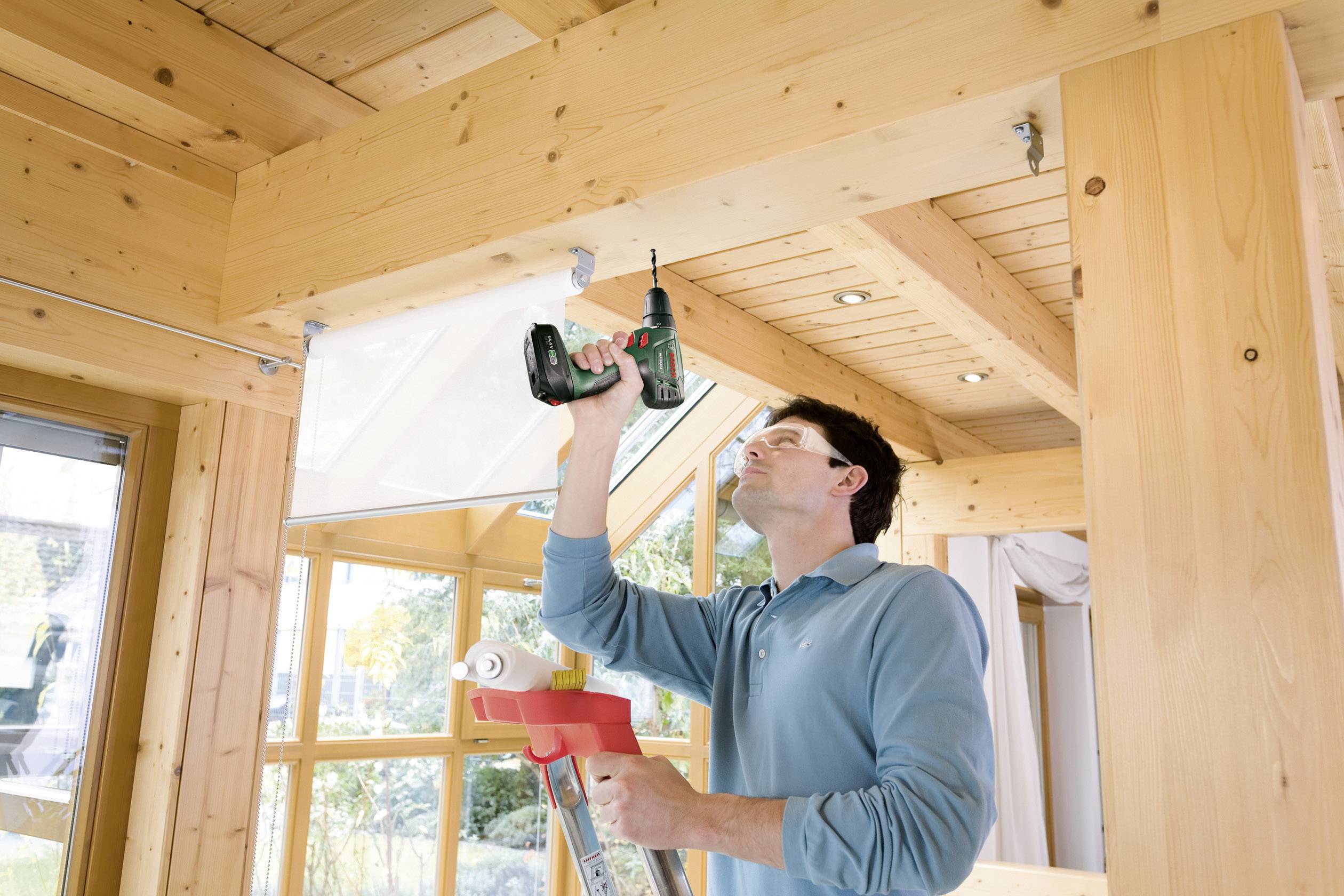 Bosch Home and Garden PSR 14 060395430F Akku-Bohrschrauber 14.4 V 1.5 Ah Li-Ion inkl. Akku, mit Zubehör, inkl. Koffer