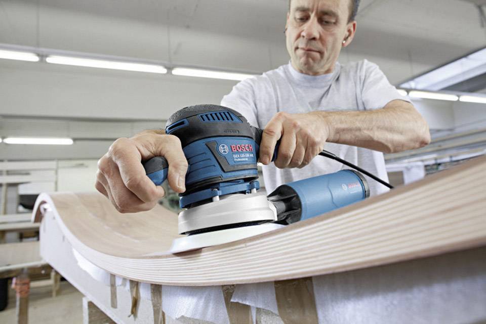 Bosch Professional GEX 125/150 AVE 060137B101 Exzenterschleifer  inkl. Koffer 400 W  Ø 125 mm, Ø 150 mm