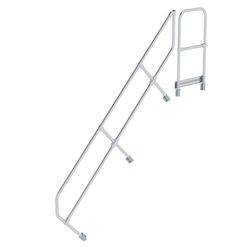 Treppe mit Plattform 45° zweiter Handlauf für 9 Stufen Neigung 45°