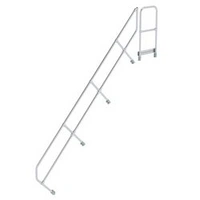 Treppe mit Plattform 45° zweiter Handlauf für 13 Stufen Neigung 45° Treppe mit Plattform 45° zweiter Handlauf für 13 Stufen Neigung 45°