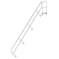 Treppe mit Plattform 45° zweiter Handlauf für 15 Stufen Neigung 45°