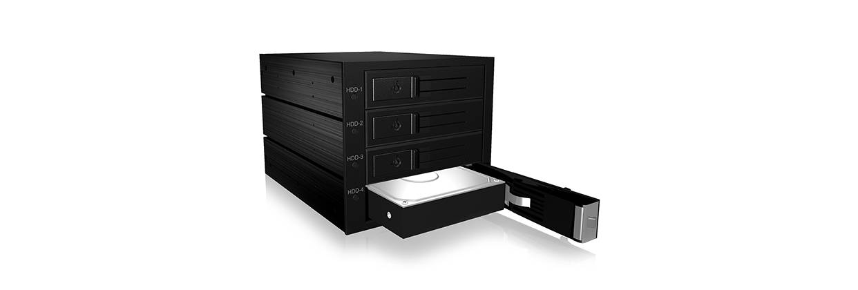 IB-564SSK, Backplane, 4x 3,5" SAS/SATA (I/II/III) HDD in 3x 5,25" Einschübe, Hot Swap, trägerloser HDD Einbau, Dual Host Connector, Lüfter
