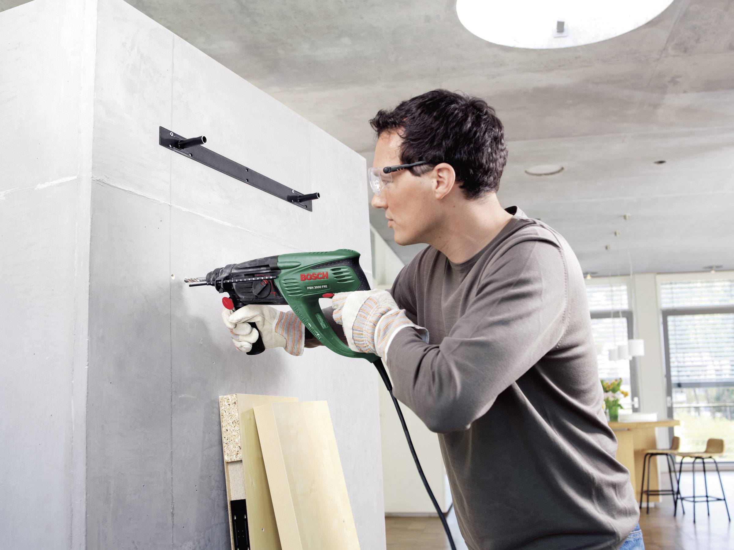 Bosch Home and Garden PBH 3000 FRE SDS-Plus-Bohrhammer 750 W inkl. Koffer
