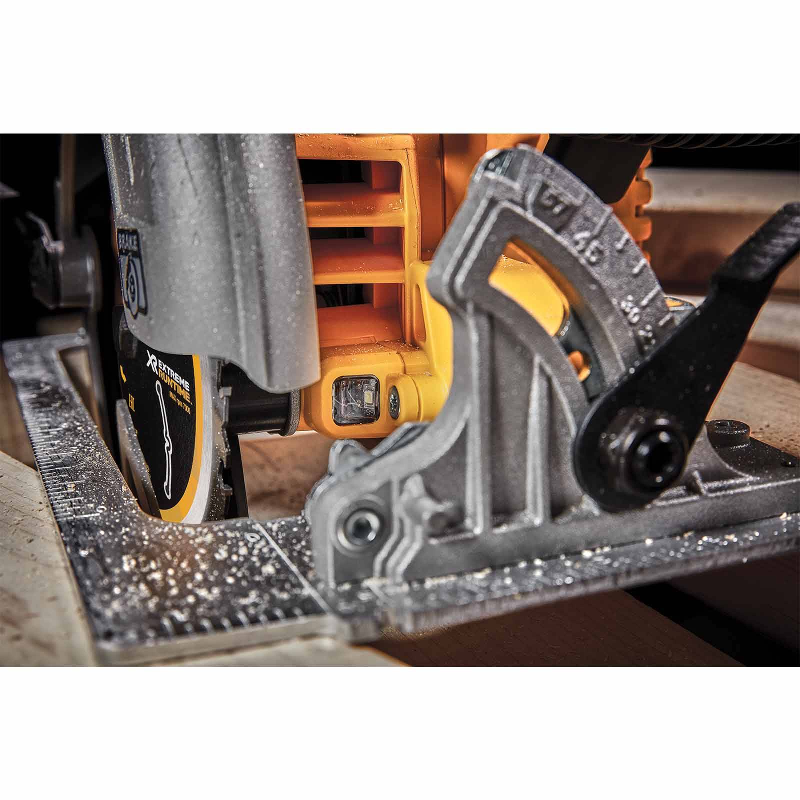 DEWALT DCS573NT Akku-Handkreissäge