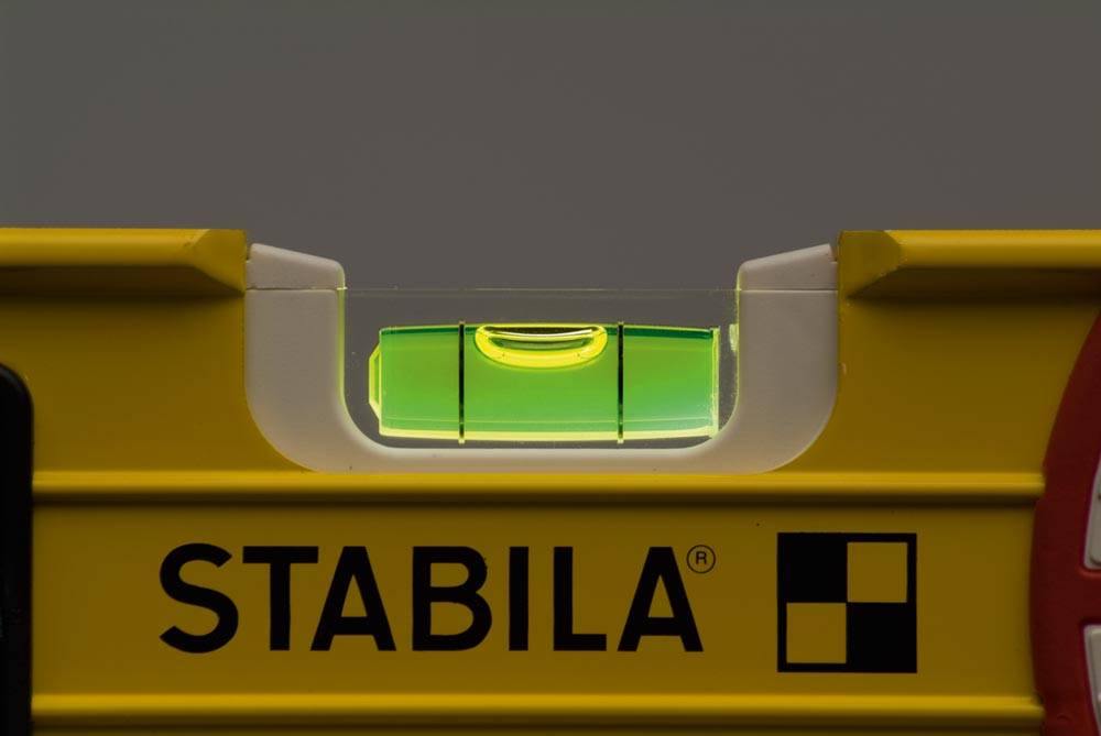 Stabila 196-2 LED 17393 Leichtmetall-Wasserwaage 122 cm 0.50 mm/m