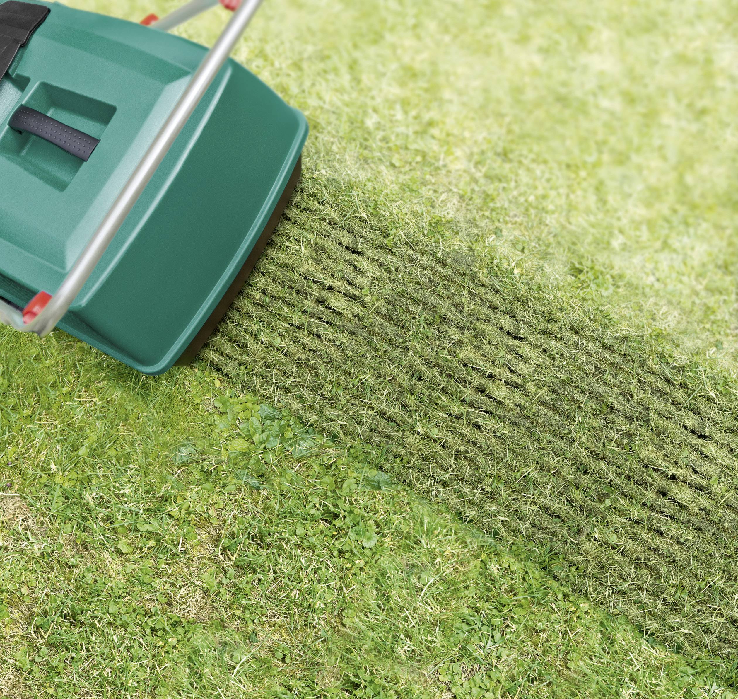 Bosch Home and Garden AVR 1100 Elektro Vertikutierer Arbeitsbreite 32 cm