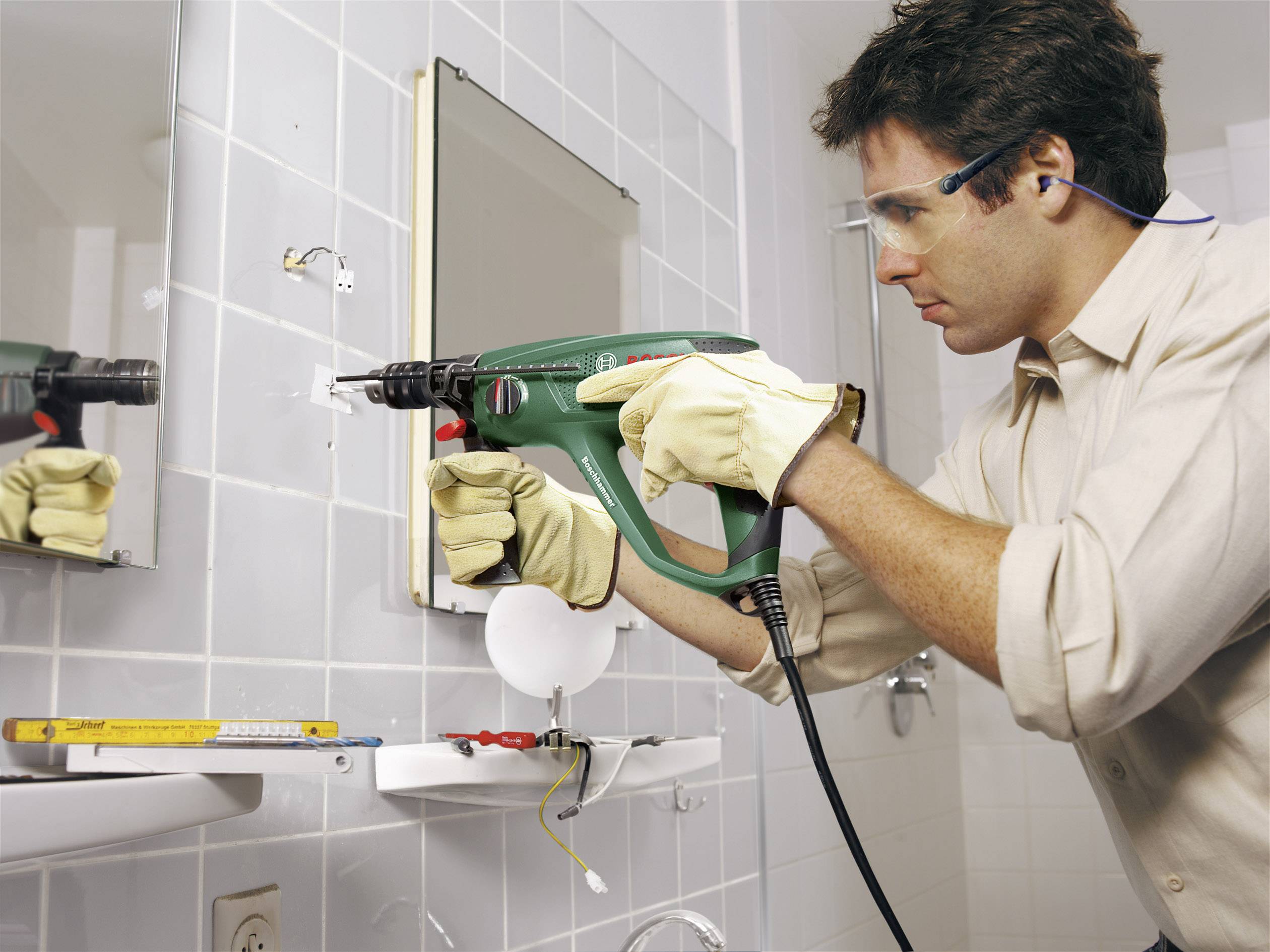 Bosch Home and Garden PBH 2100 SRE SDS-Plus-Bohrhammer 550W inkl. Koffer