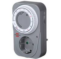 Brennenstuhl 1506590 Steckdosen-Timer analog Tagesprogramm 1 , 120 min 3680 W IP20