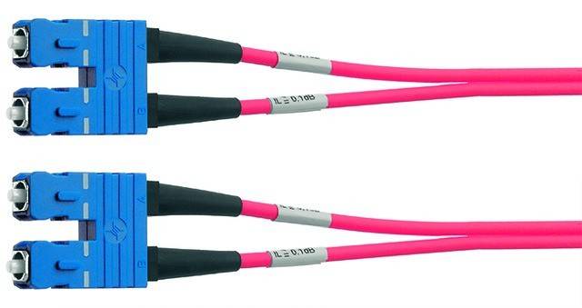 TELEGÄRTNER LWL Rangierkabel 2x G50/125 OM4, 1x SC Duplex - 1x SC Duplex, violett, 2m