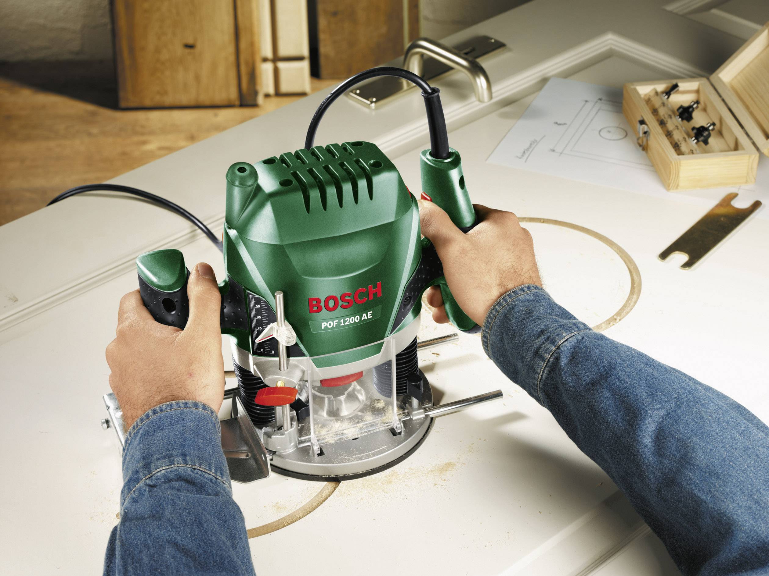 Bosch Home and Garden Oberfräse 060326A100 POF 1200 AE 1200 W