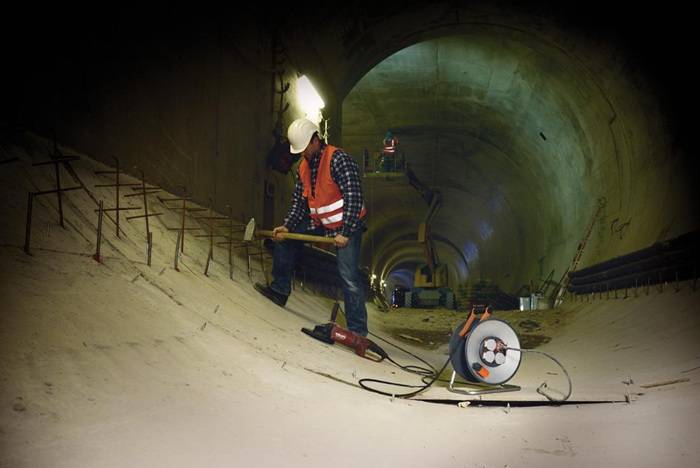 Kabeltrommel professionalLINE SteelCore Kabel-L.33m Kabel schwarz H07RN-F 3G2,5