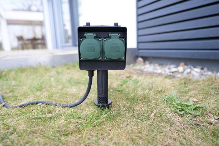 Brennenstuhl 1154440 Gartensteckdose 4fach Schwarz