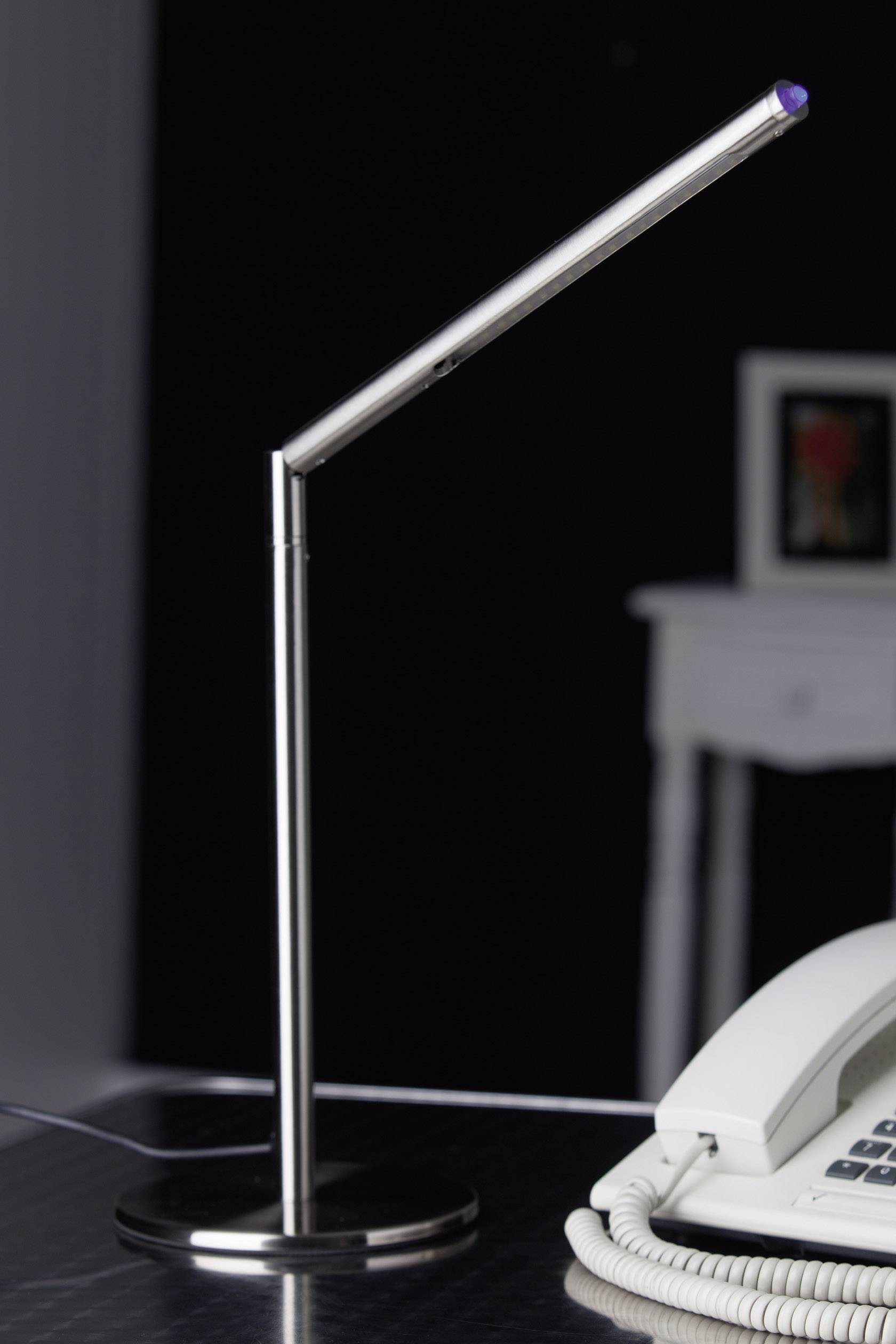 Brilliant Bombay G92928/13 LED-Schreibtischleuchte LED LED fest eingebaut 6W EEK: E (A - G) Eisen