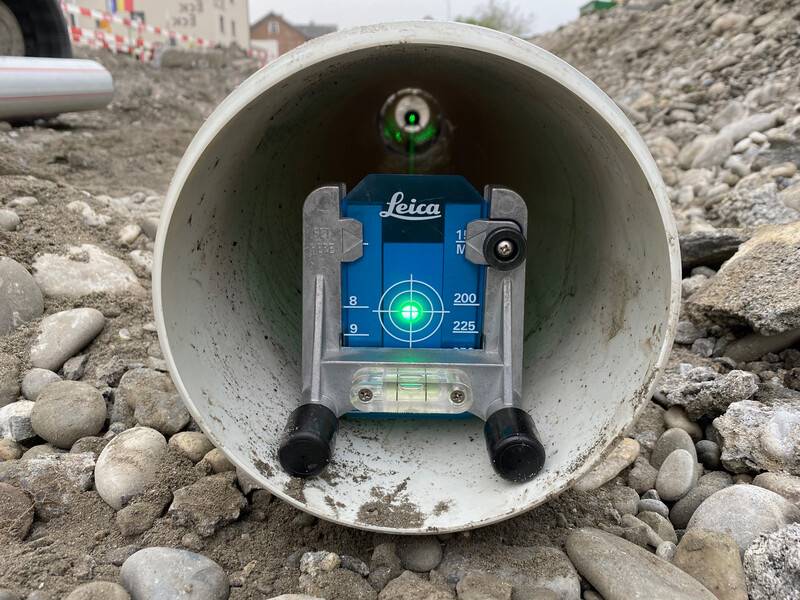 Leica Piper 100G / 3R Set Kanalbaulaser mit grünem Laserstrahl komplett im Koffer