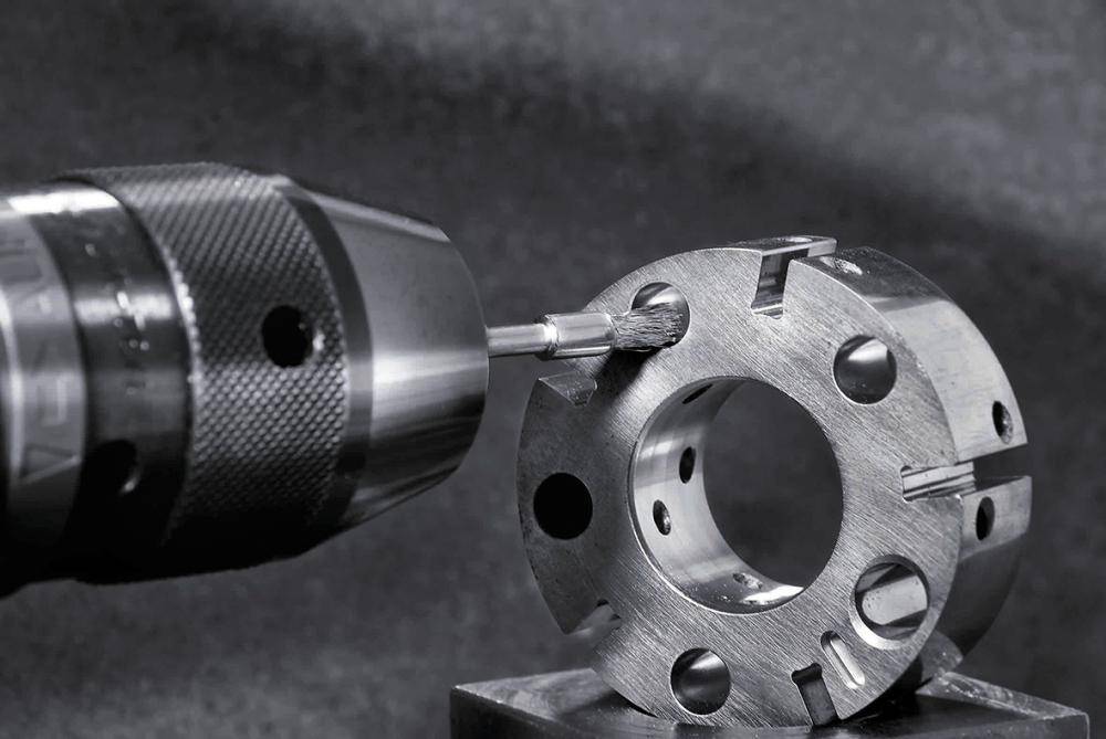 Miniatur-Pinselbürste Stahldraht gew. 5x0,1mm Lessmann