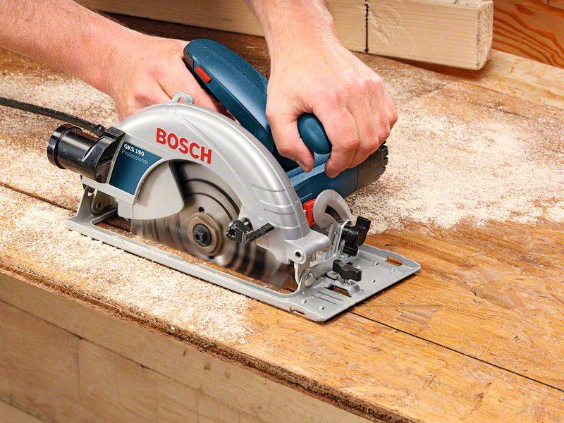 BOSCH Bosch Handkreissäge, GKS 190 Sägeblattdurchmesser 190,0mm 220V - 240V AC 1400W, Leerlaufdrehzahl 5500 U/min - 1