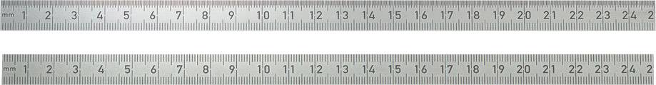 Zwei metallene Lineale liegen parallel zueinander. Beide haben eine Skala von 0 bis 30 Zentimetern mit Millimeter-Markierungen.