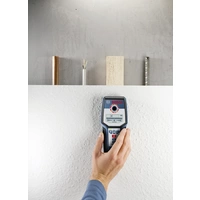 Bosch Professional Ortungsgerät GMS 120 0601081000 Ortungstiefe (max.) 120 mm Geeignet für Holz, eisenhaltiges Metall, nicht eisenhaltiges Metall Bosch Professional Ortungsgerät GMS 120 0601081000 Ortungstiefe (max.) 120 mm Geeignet für Holz, eisenhaltiges Metall, nicht eisenhaltiges Metall