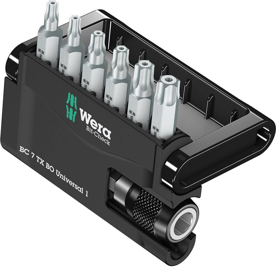 Ein schwarzes Bit-Set mit sieben silbernen Bits und einem Halter. Auf dem Set steht 'Wera Bit-Check BC 7 TX BO Universal 1'.