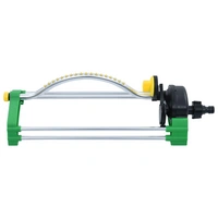 Oszillierender Rasensprenger mit 18 Düsen Oszillierender Rasensprenger mit 18 Düsen