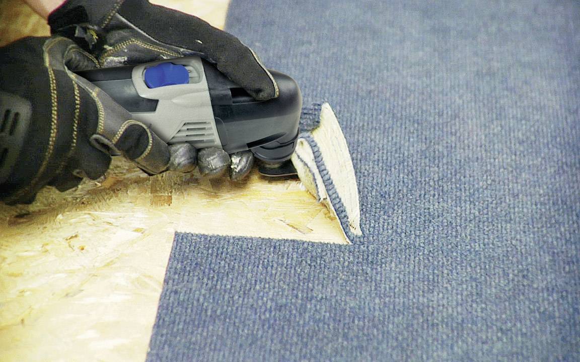 Dremel Multi-Max 8300 Multifunktionswerkzeug 2 x 1,3 Ah Li-Ion Akku F0138300JA