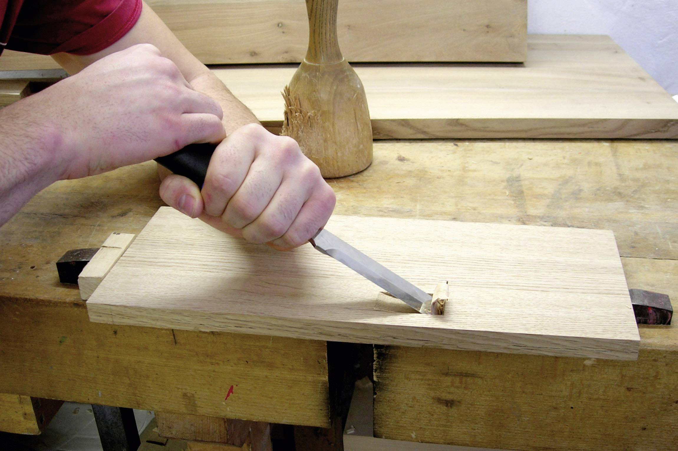 Stechbeitel 2-Cut mit Gürtel-Holster Kirschen