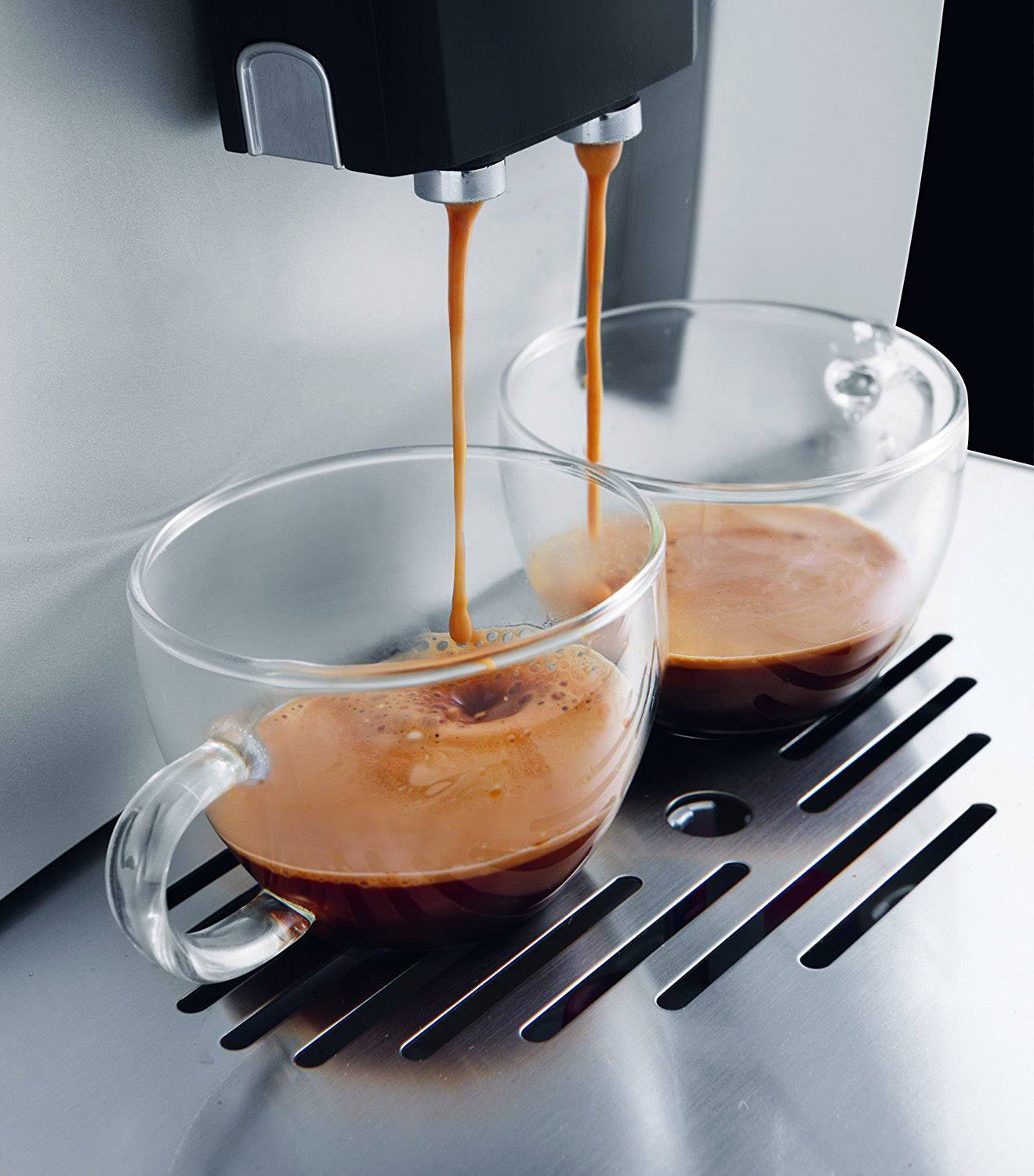 DeLonghi Magnifica ESAM 04.120.S Kaffeevollautomat Silber