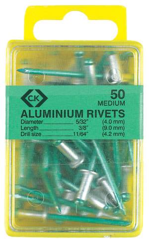 Eine Packung mit 50 mittelgroßen Aluminium-Nieten, Durchmesser 5/32 Zoll (4,0 mm), Länge 3/8 Zoll (9,0 mm), Bohrergröße 1/11 Zoll (4,2 mm).