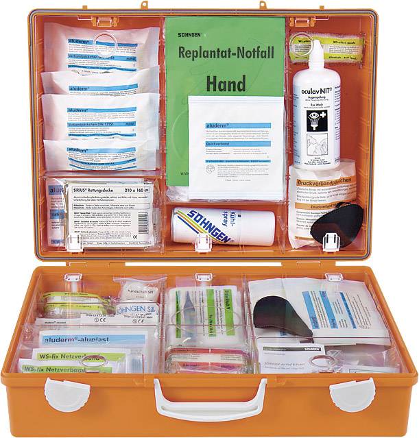 Erste-Hilfe-Koffer mit verschiedenen Verbänden, antiseptischen Lösungen und Notfallausrüstung.